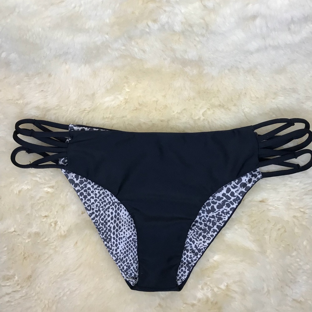 ☀️RESERVED☀️ Acacia La Riviera bottoms in Storm